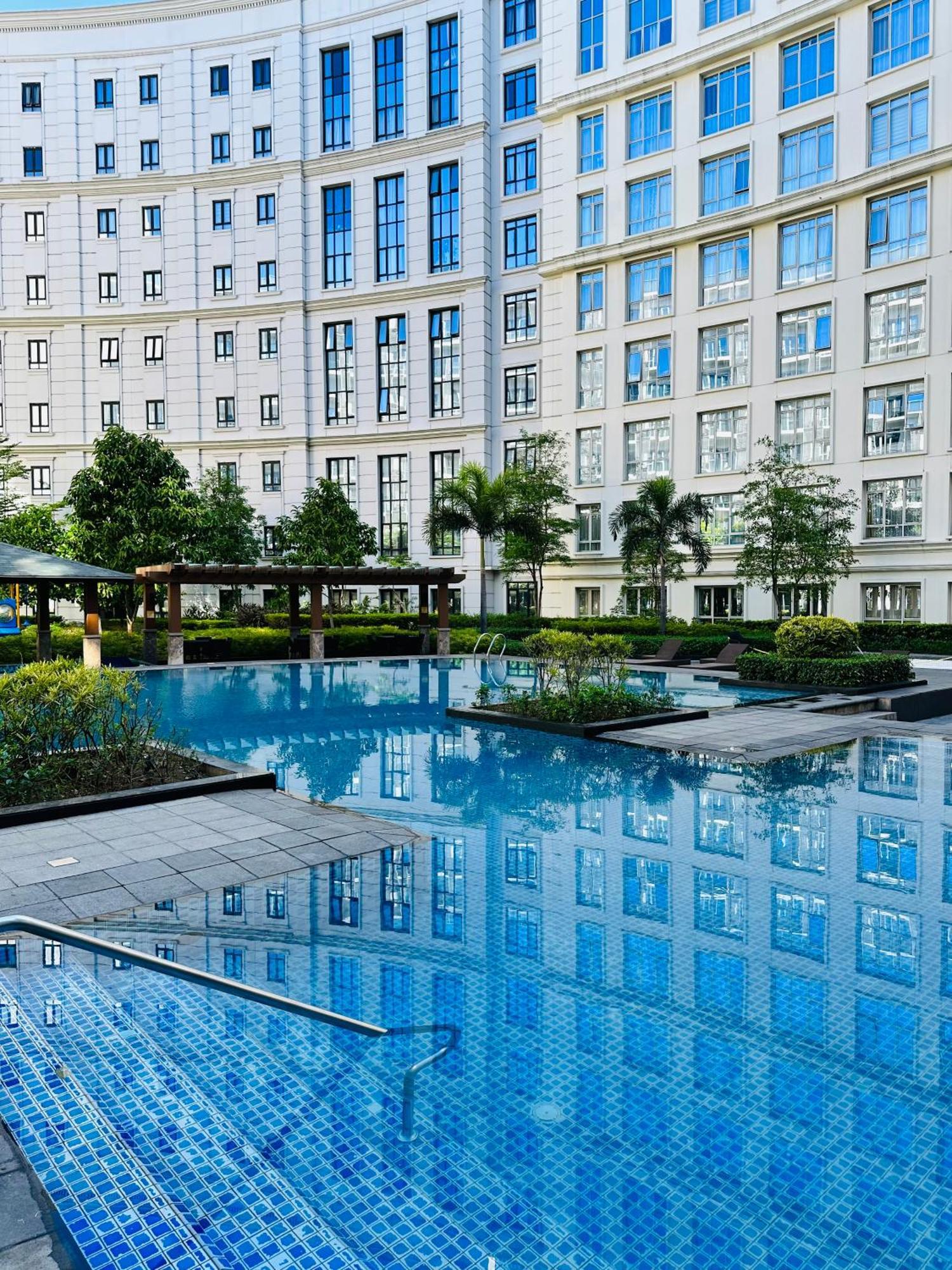 81 Newport Blvd Cluster 4 Unit B 3Rd Flr By Rechelle Nunag Pasay Eksteriør billede